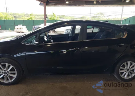 2017 Kia Forte S из США, поврежденный, VIN 3KPFL4A76HE060002